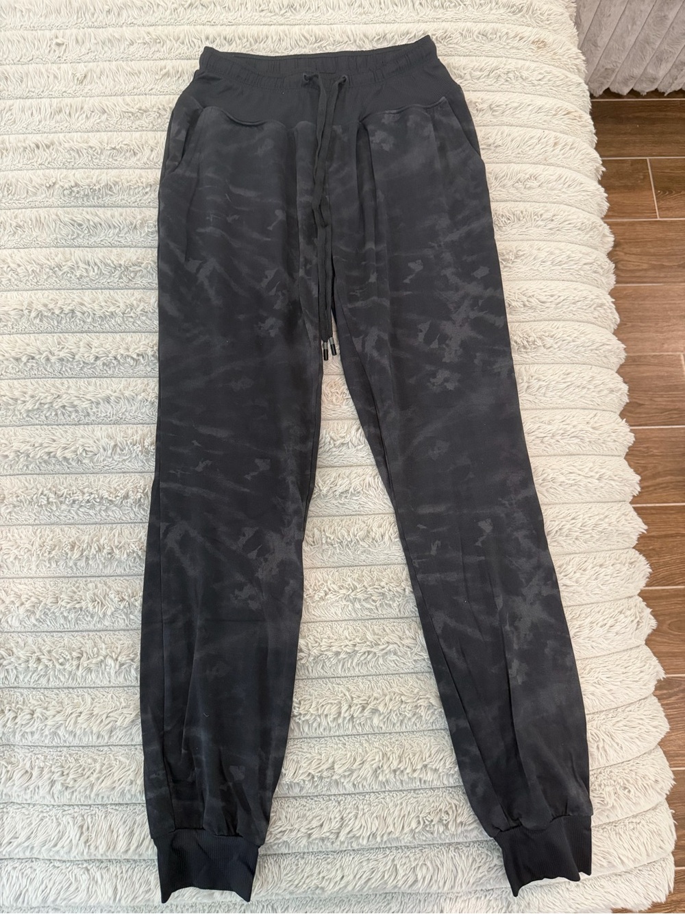 Women’s Travis Mathew Black Charcoal Tie-Dye Joggers